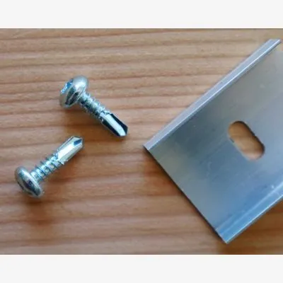 Selbstbohrende Schrauben mit halbrundem Zylinderkopf TCB 4,8x16 TORX T25 zur Befestigung der Clips der SUNDIY-Mechanismen